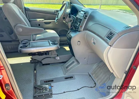 2006 Toyota Sienna Ce z USA, uszkodzony, nr VIN 5TDZA23C36S513514